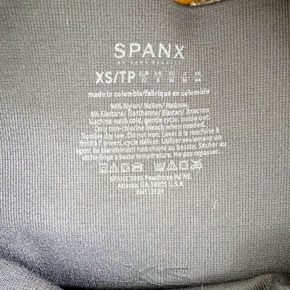 SPANX Look At Me Now Seamless Cropped Legging Navy Size Extra Small - Picture 8 of 8